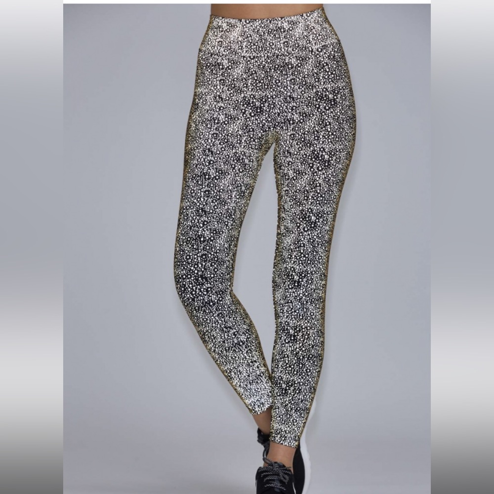 NWT Noli Yoga Super Reflective Leggings in Gold